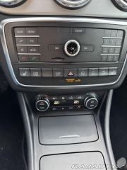 Mercedes-Benz GLA 200 D 4MATIC 2015