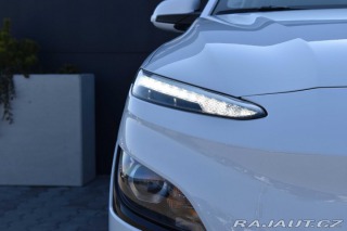 Hyundai Kona 39kWh SMART*ZÃRUKA 2028*ÄŒ 2023