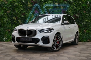 BMW X5 M50i*390kW*H/K*TAÅ½NÃ‰*ZÃRU