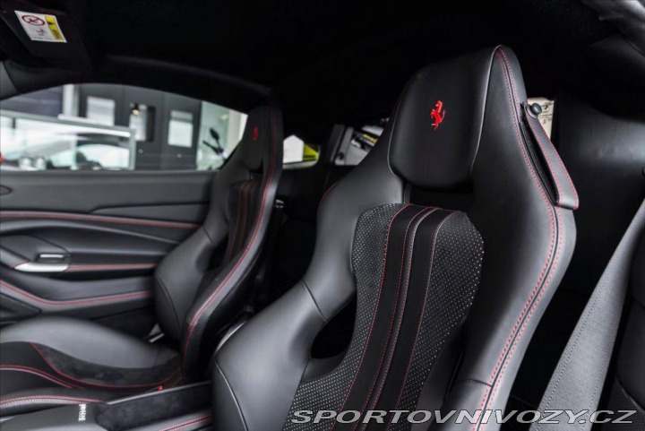 Ferrari F8 Tributo CoupÃ© DCT/360Â°/20 2021
