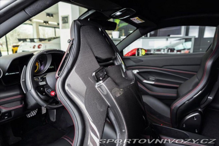 Ferrari F8 Tributo CoupÃ© DCT/360Â°/20 2021