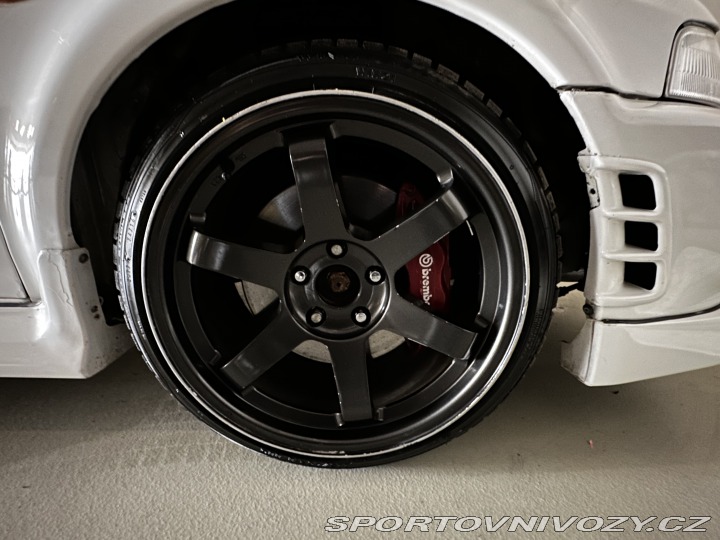 Mitsubishi Lancer EVO 6 LHD 1999 bÃ­lÃ© pÄ›knÃ© 1999