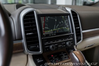 Porsche Cayenne S/Pano/BOSE/4zÃ³ny/2xTV 2015