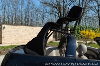 Chrysler OstatnÃ­ modely PT CRUISER  LIMITED 2.4 L CABRIOLET 2005