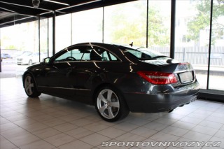 Mercedes-Benz E E 350 KupÃ© Elegance 2010