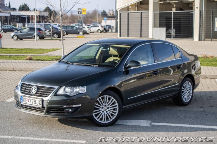 Volkswagen OstatnÃ­ modely Passat  3.2 V6 Highline DSG 4-Mo 2006