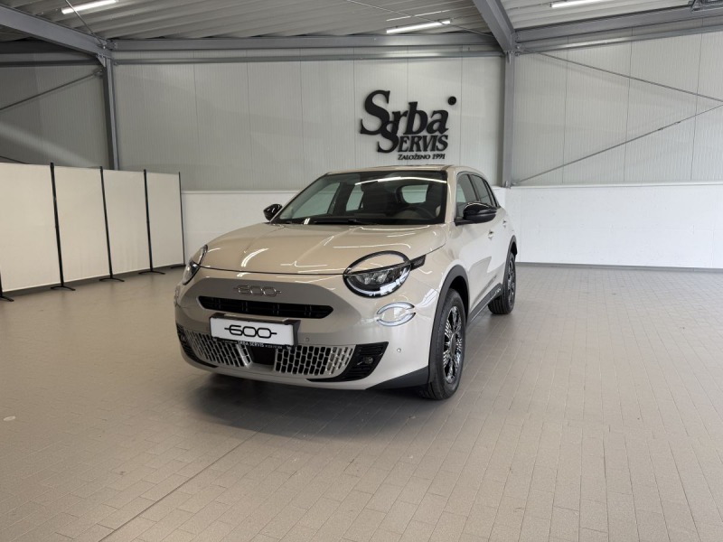 Fiat 600 1.2 Turbo Hybrid 110k MHE