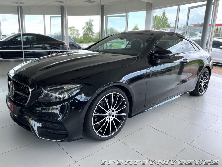 Mercedes-Benz E 300d AMG*KeyLess*Burmeste 2020