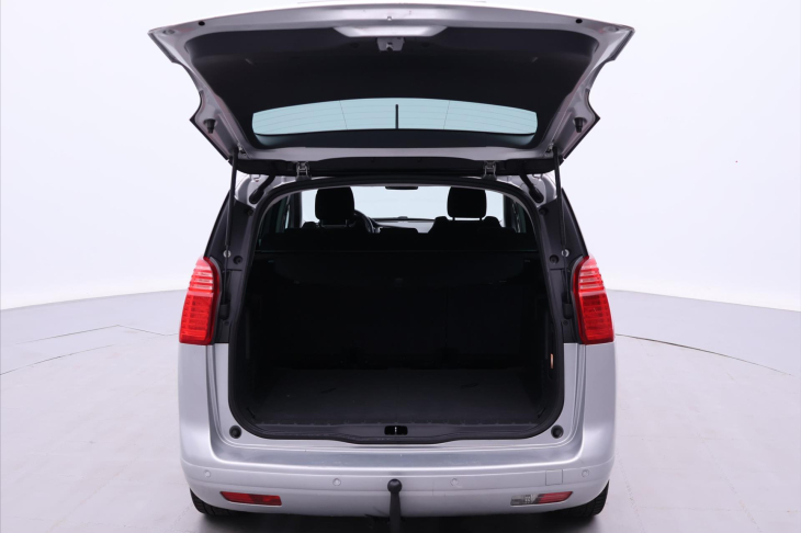 Peugeot 5008 1,6 HDI 112k CZ Premium Tažné